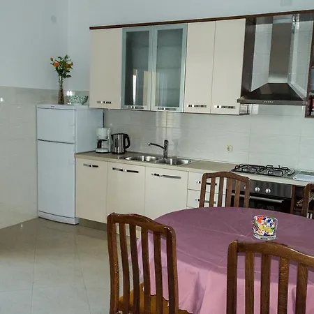 Zdenka * Starigrad Paklenica