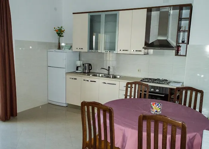 Zdenka * Starigrad Paklenica