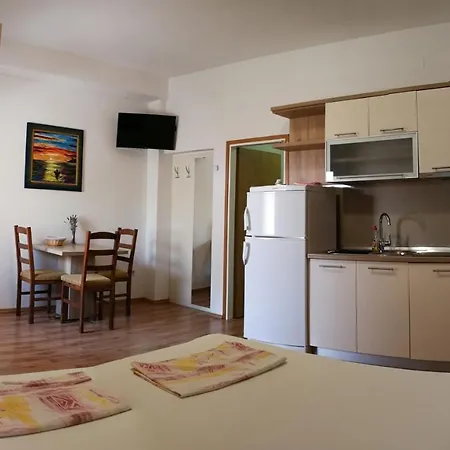 Zdenka Apartman *