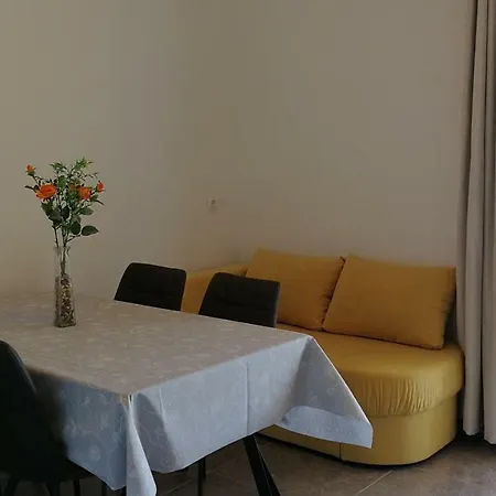 Zdenka Apartament *