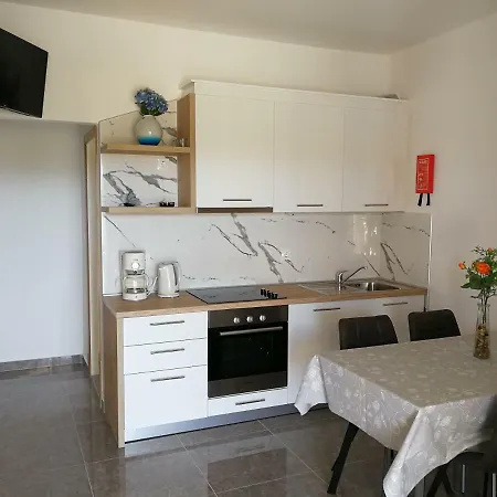 Zdenka Apartman